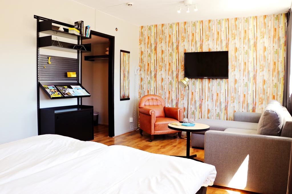 Hotell Kungsljus, Budgethotell Västervik Exterior foto